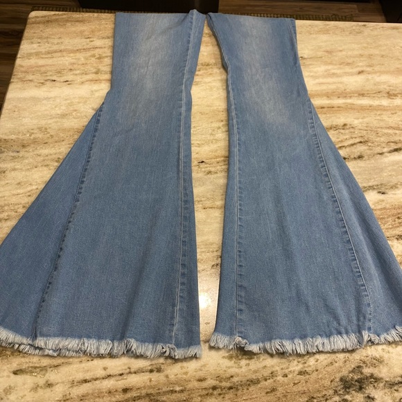 Never worn - Picture 2 of 3